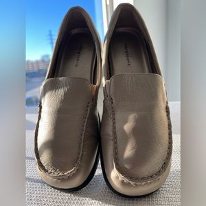 Easy Spitit Size 8M Cream/Beige Color